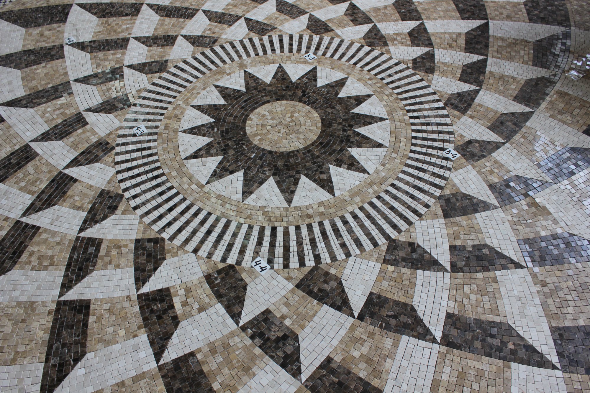 Mozaika marmurowa geometryczna