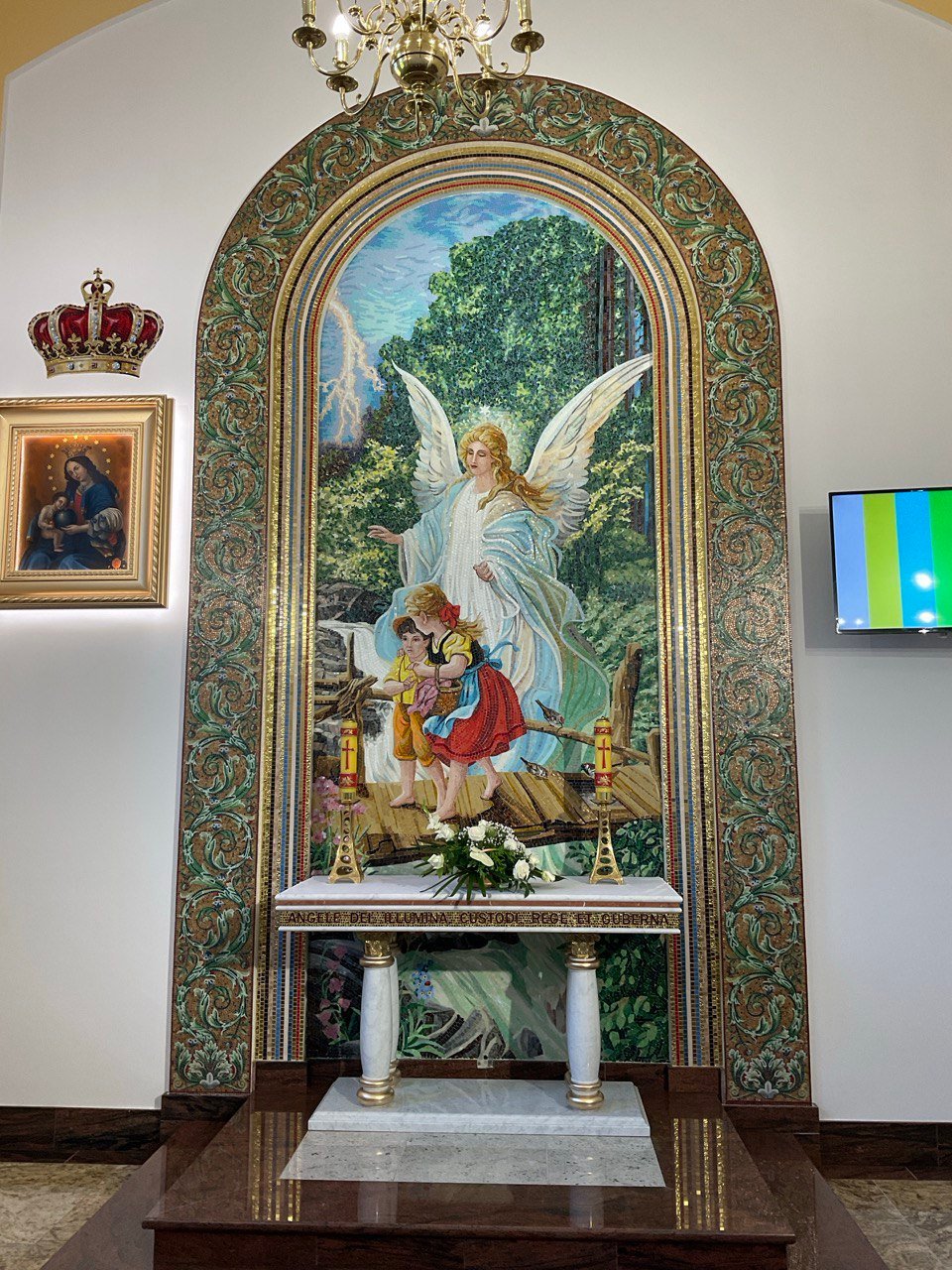 Anioł Stróż - mozaika sakralna do kościoła